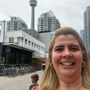 Meet your Posher, Ivana